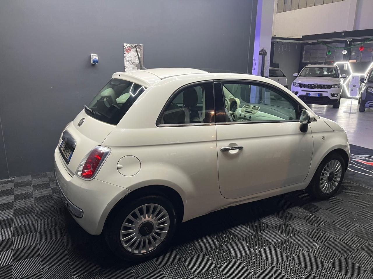 Fiat 500 1.2 Lounge 69 CV – 2014 – Ottime condizioni – Adatta Neopatentati