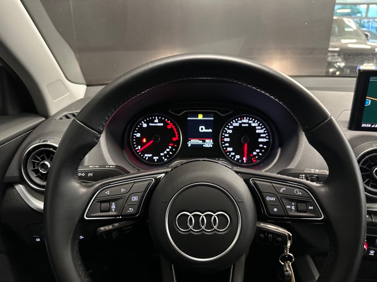 Audi Q2 35 TDI quattro S tronic Business