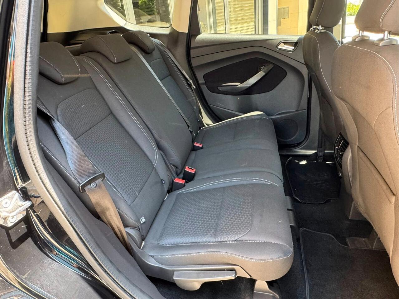 FORD KUGA 1.5 TDCI 120 CV. 2WD TITANIUM NAVI+CERCHI