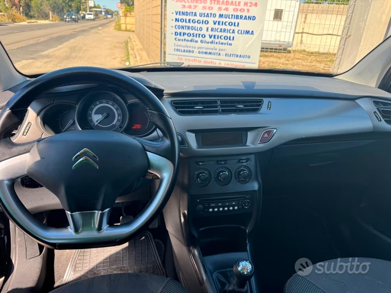Citroen C3 - 1.2 benz - 2014