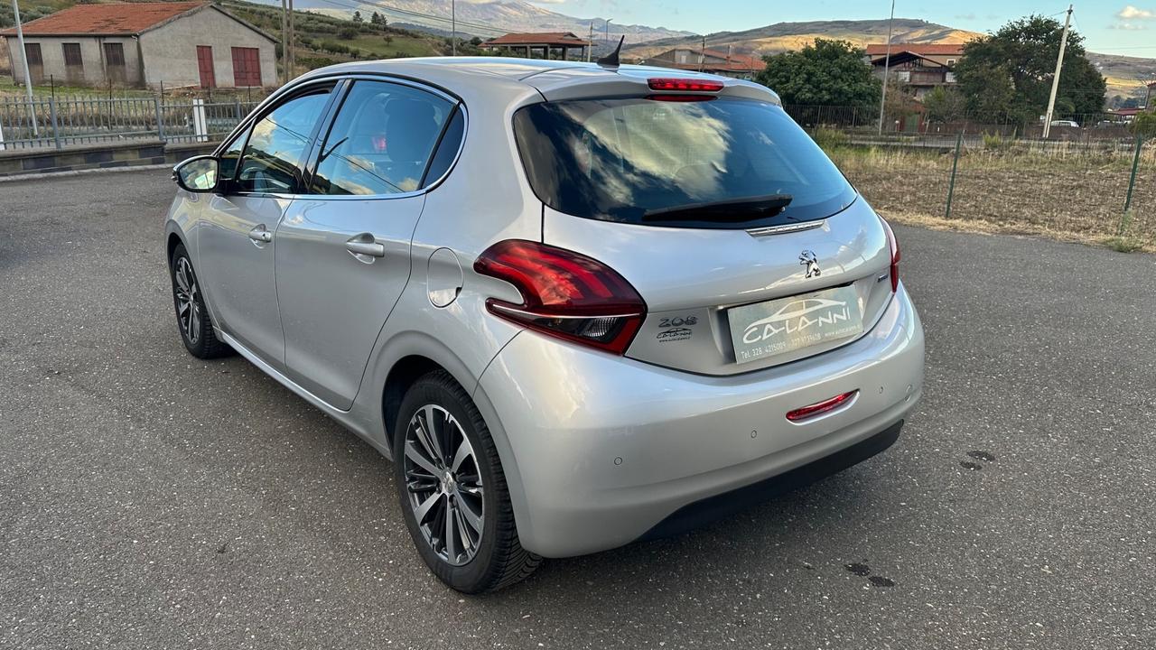 Peugeot 208 BlueHDi 75 5 porte Allure