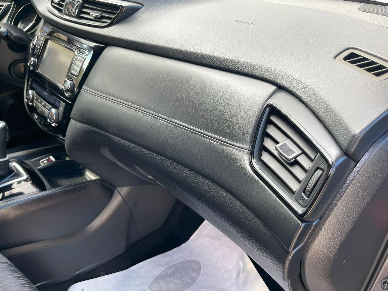 Nissan X-Trail dCi 150 2WD N-Connecta