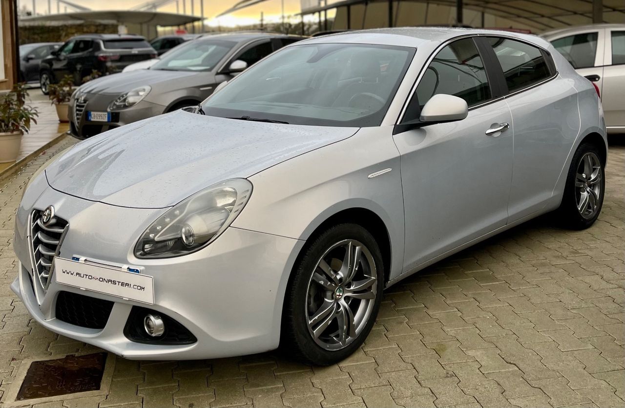 Alfa Romeo Giulietta 1.6 JTDm-2 105 CV Distinctive