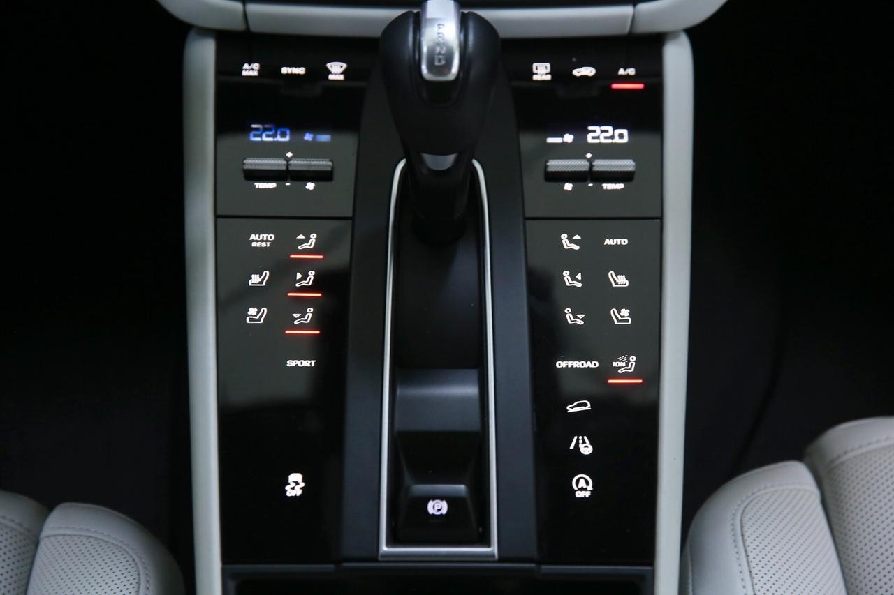 Porsche Macan 2.0 265 cv pdk