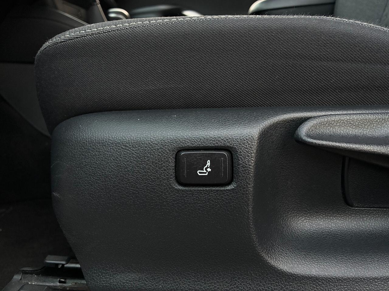 Toyota Yaris 1.5 Hybrid 5 porte Business