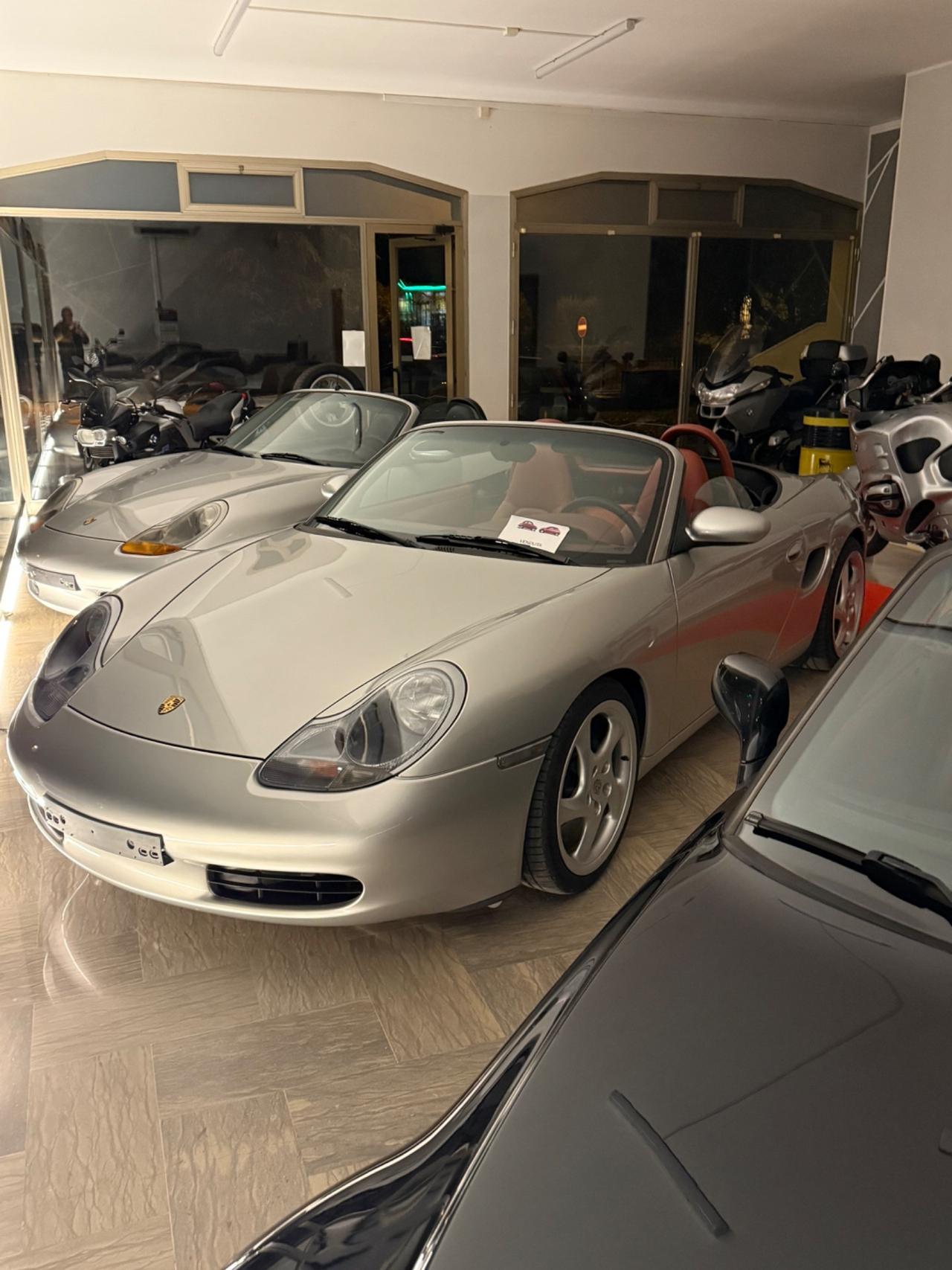 Porsche Boxster 2.5i 24V cat