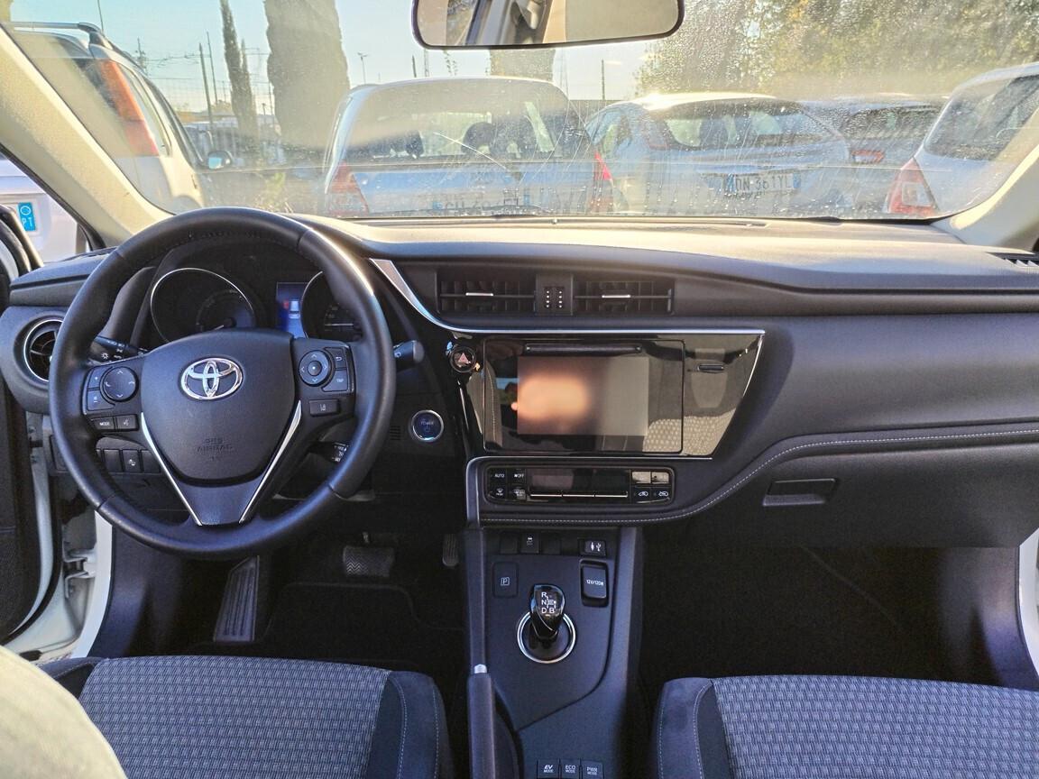 Toyota Auris Touring Sports 1.8 Hybrid Black Edition 5/2019 km 217000 iva esposta NEOPATENTATI