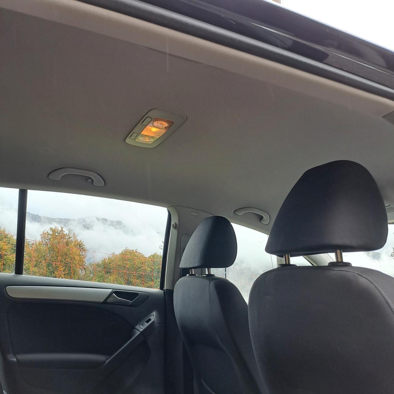VW GOLF 1.6TDI HIGHLINE Neopatentati