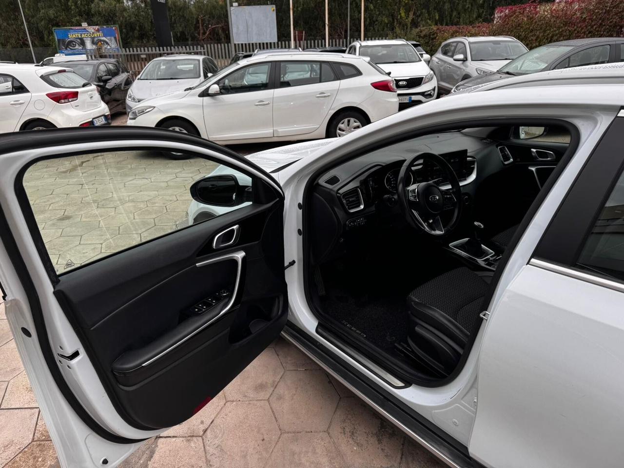 KIA XCEED 1.0 GPL 120CV SUPER ACCESSORIATA