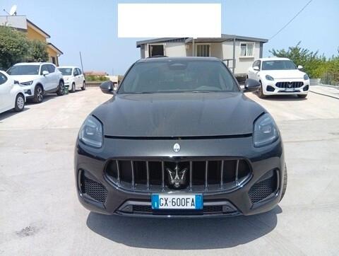 MASERATI GRECALE 2.0 250CV AUTOMATIC MHEV AWD GT ( FARI LED - COCKPIT - PELLE - CRUISE - NAVI - MIRROR - PDC - TELECAMERA POST. - CERCHI 19 )