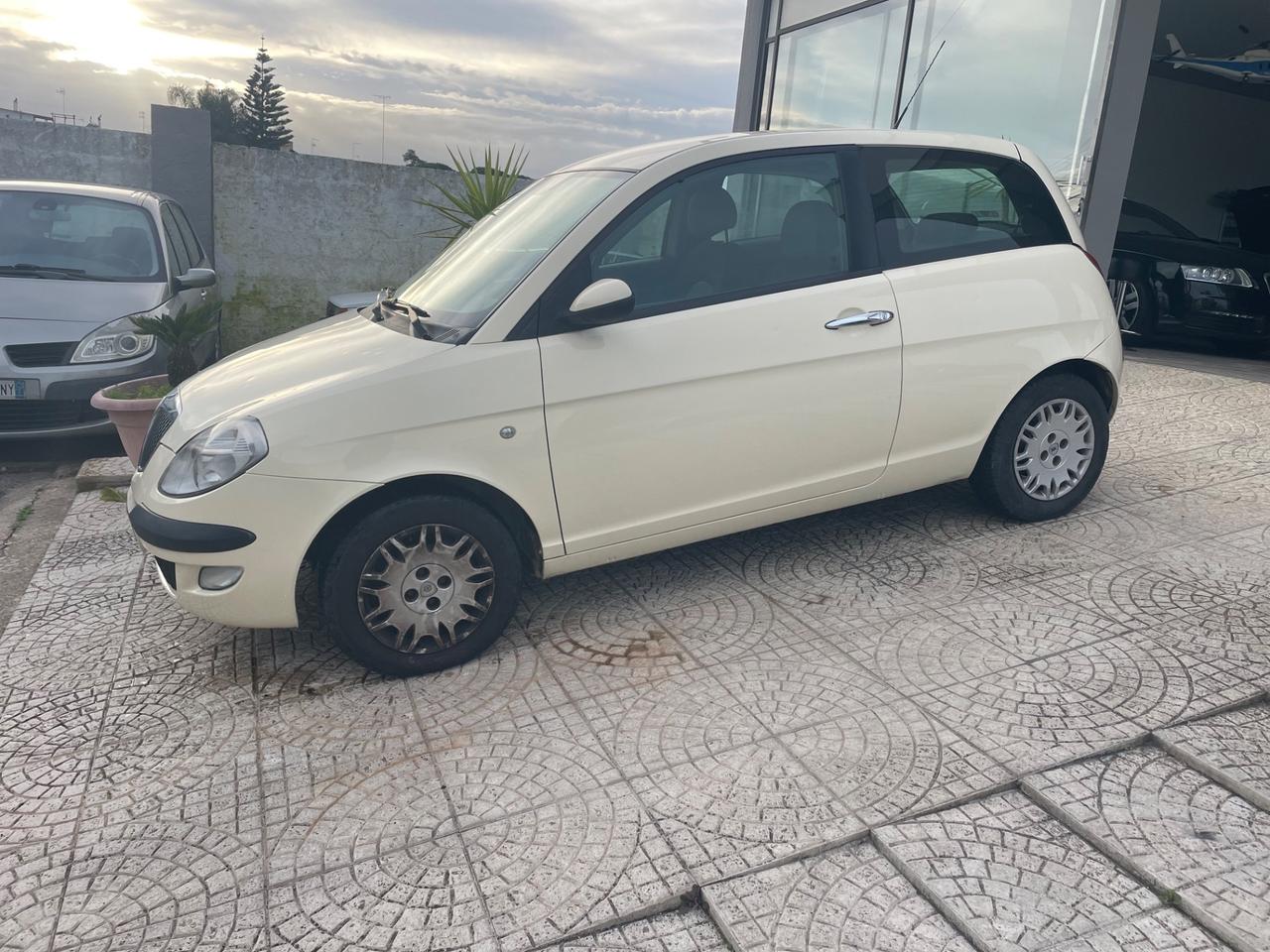 Lancia Ypsilon 1.3 Multijet Diesel