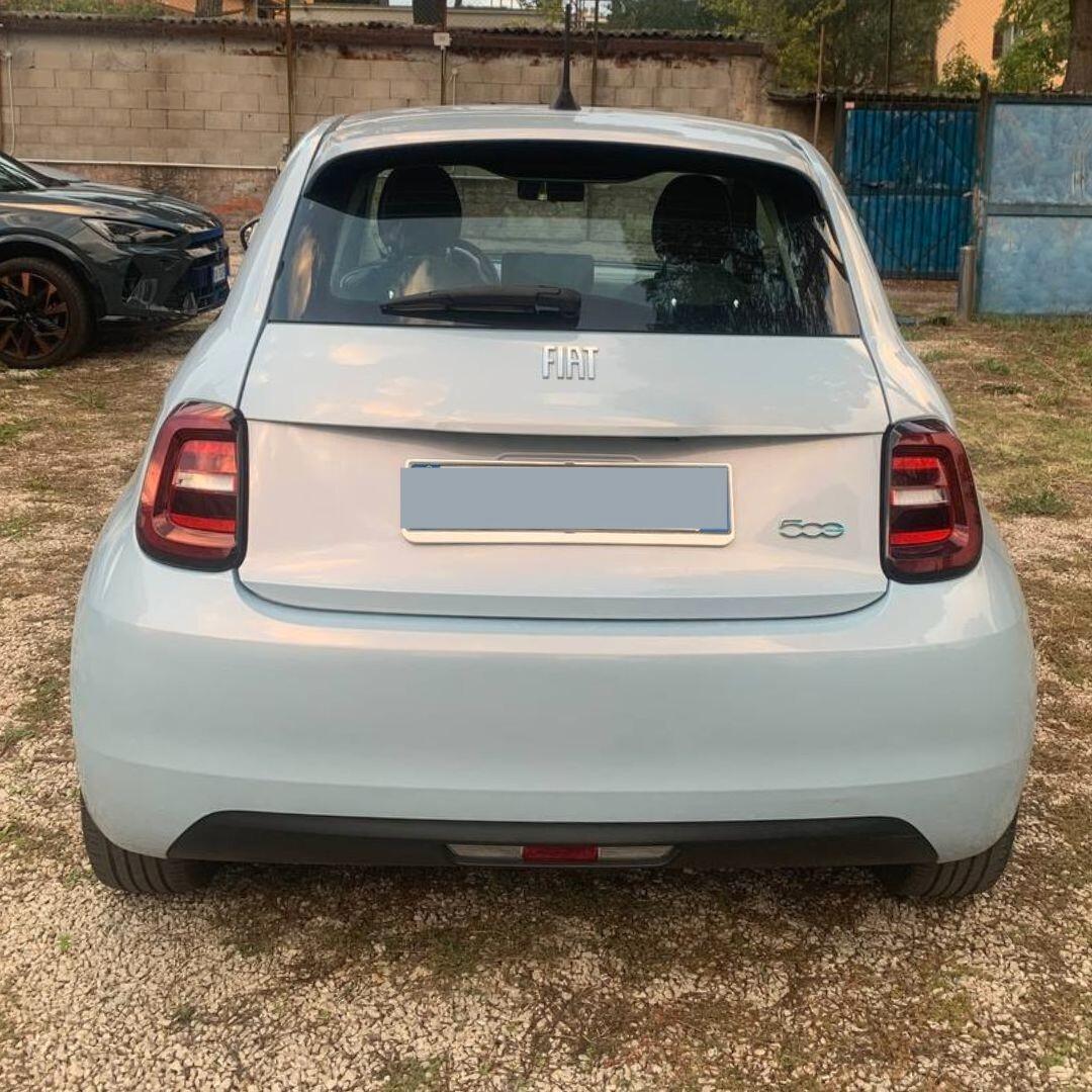 Fiat 500e ICON 42 kWh UNIPRO
