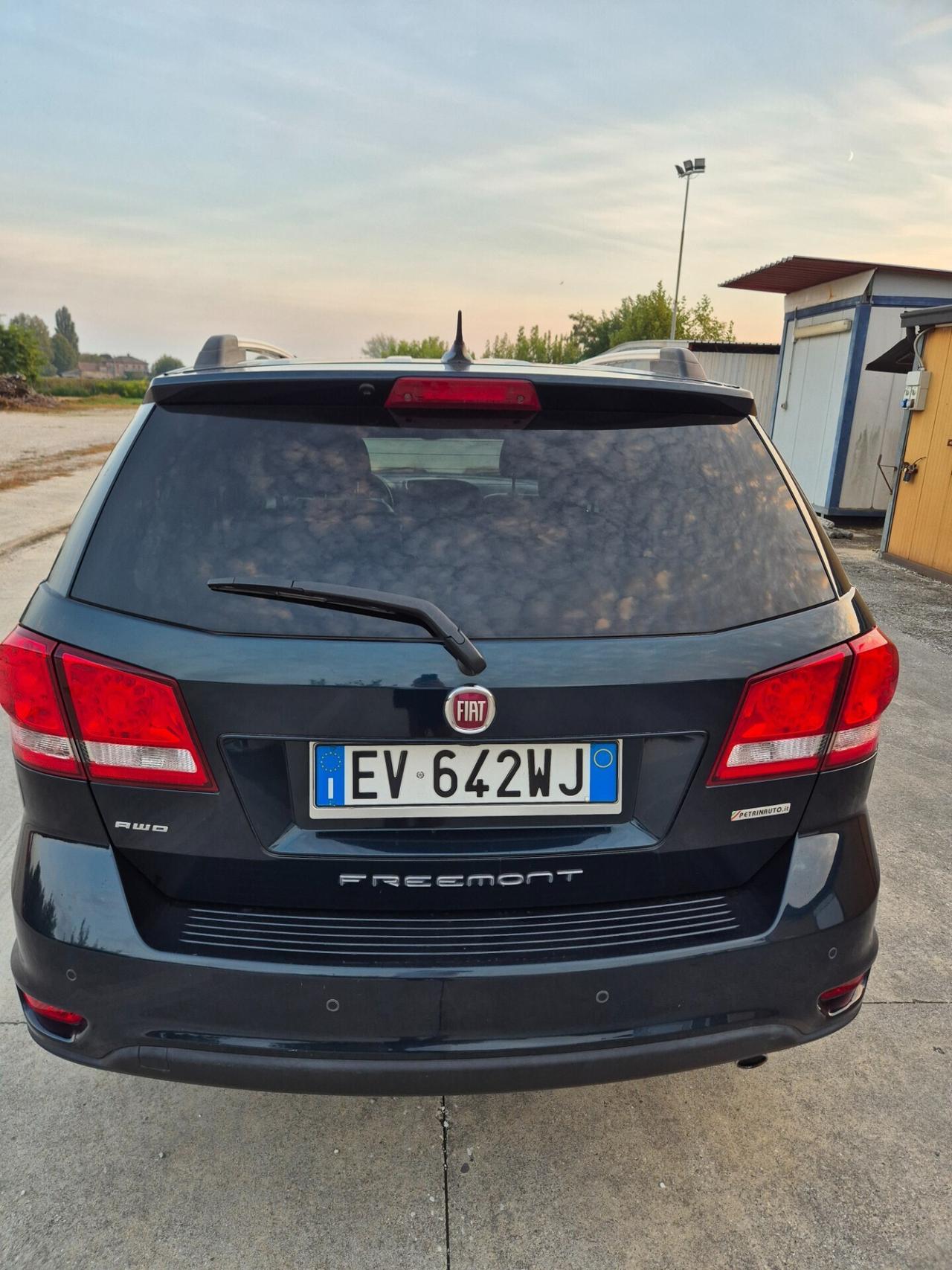 Fiat Freemont 2.0 Mjt 170 CV 4x4 aut. Black Code