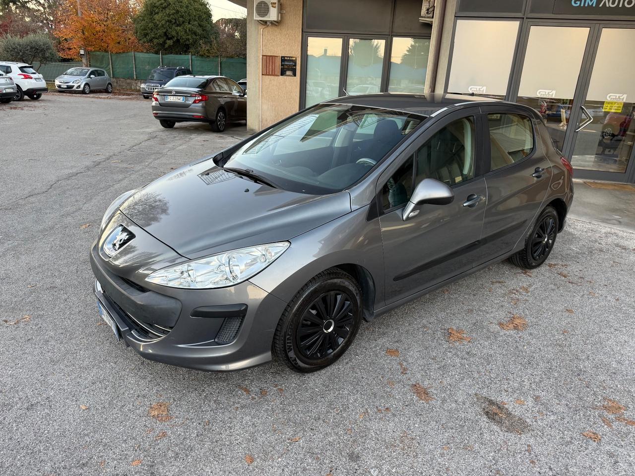 Peugeot 308 1.6 HDi 90CV 5p. - Neopatentati