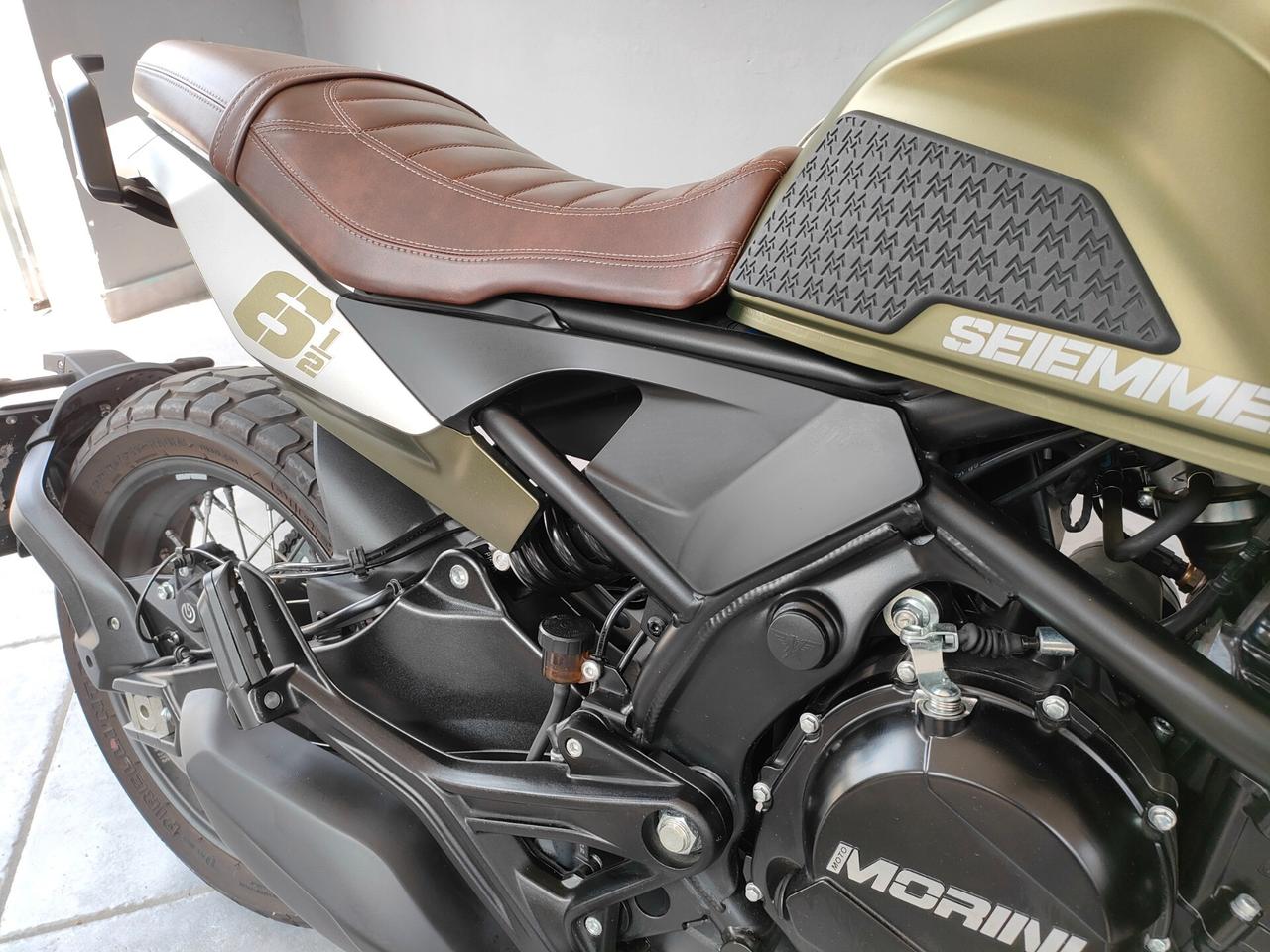 MOTO MORINI SEIEMEZZO SCR
