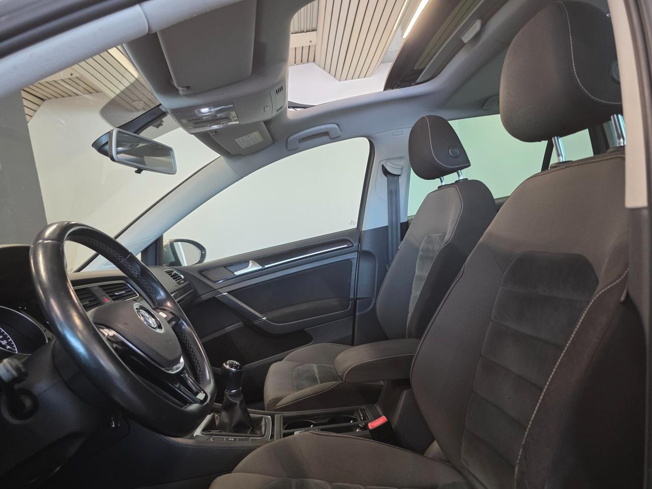 Volkswagen Golf Business 1.4 TGI DSG 5p. Comfortline BlueMotion