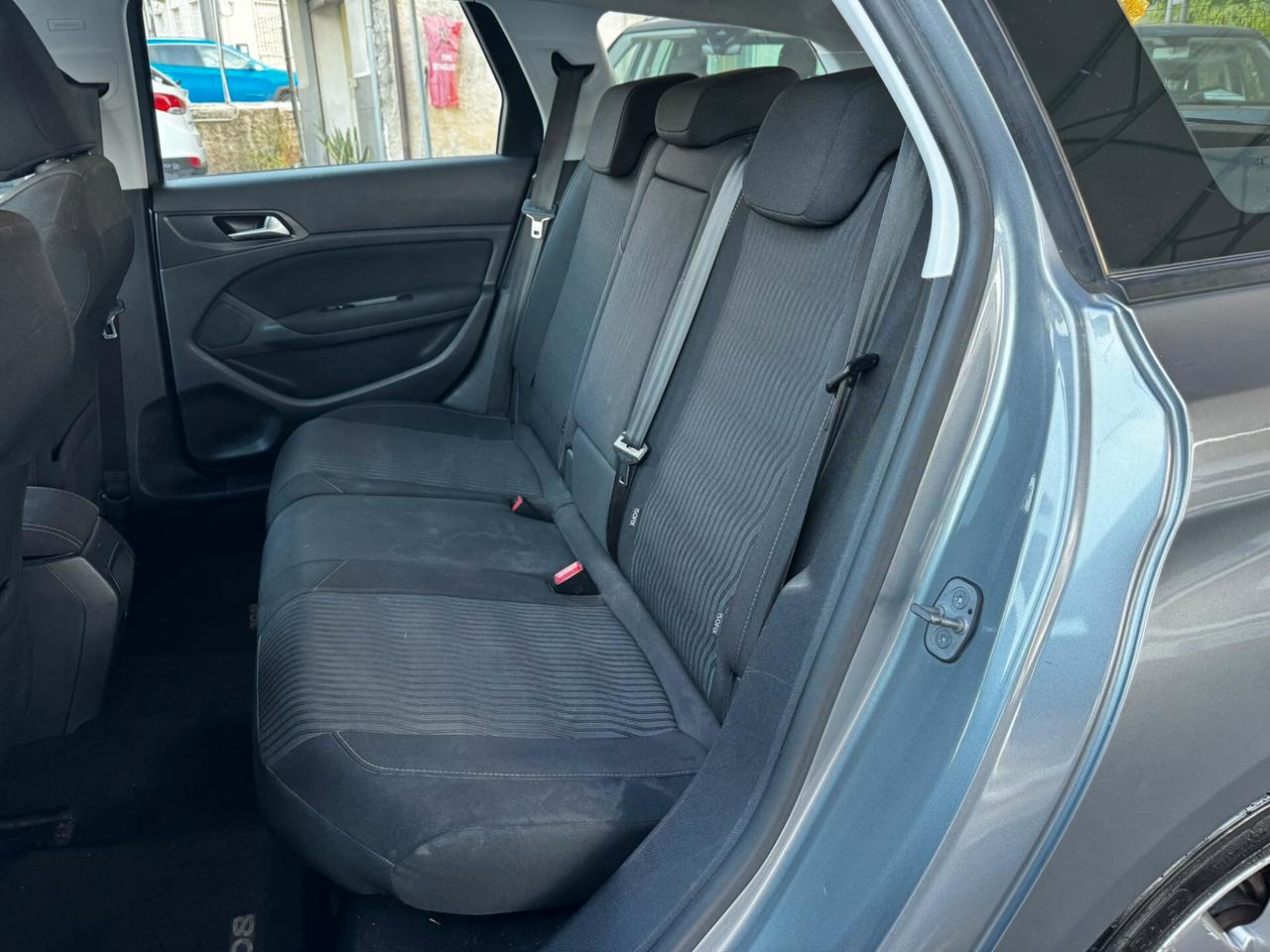 Peugeot 308 1.6 e-HDi 115 CV Stop&Start Active