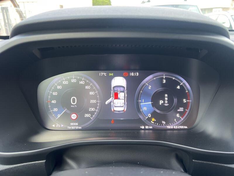 Volvo XC40 XC40 D3 BUSINESS PLUS