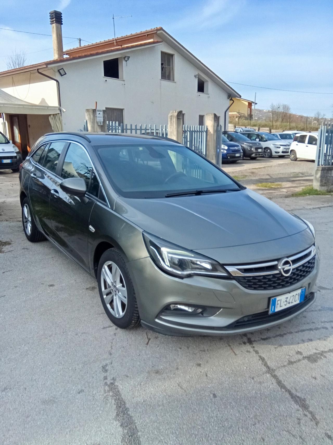 Opel Astra 1.6 CDTi 110CV SW fine 017