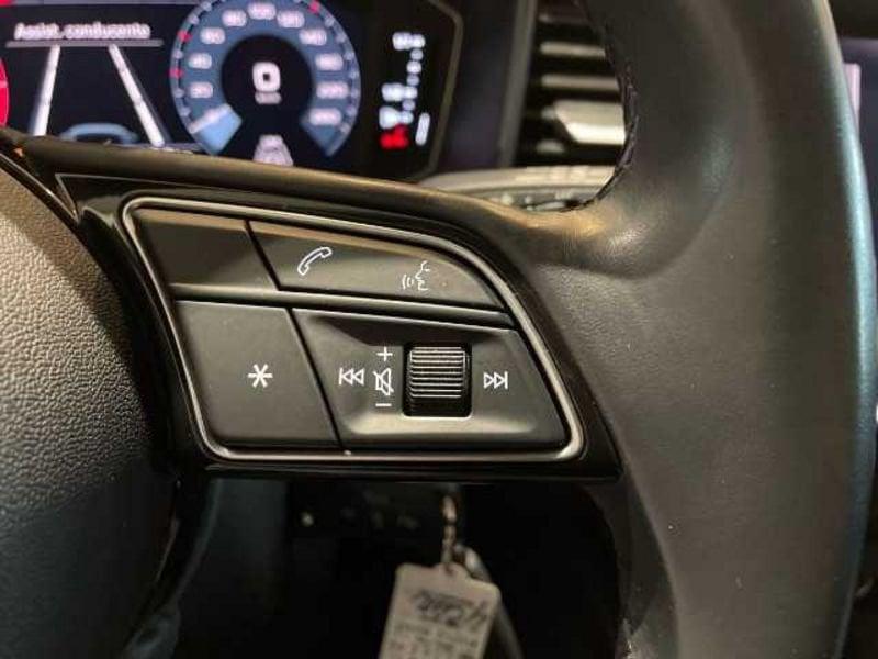 Audi A1 II 2019 Sportback 30 1.0 tfsi Admired 110cv s-tronic