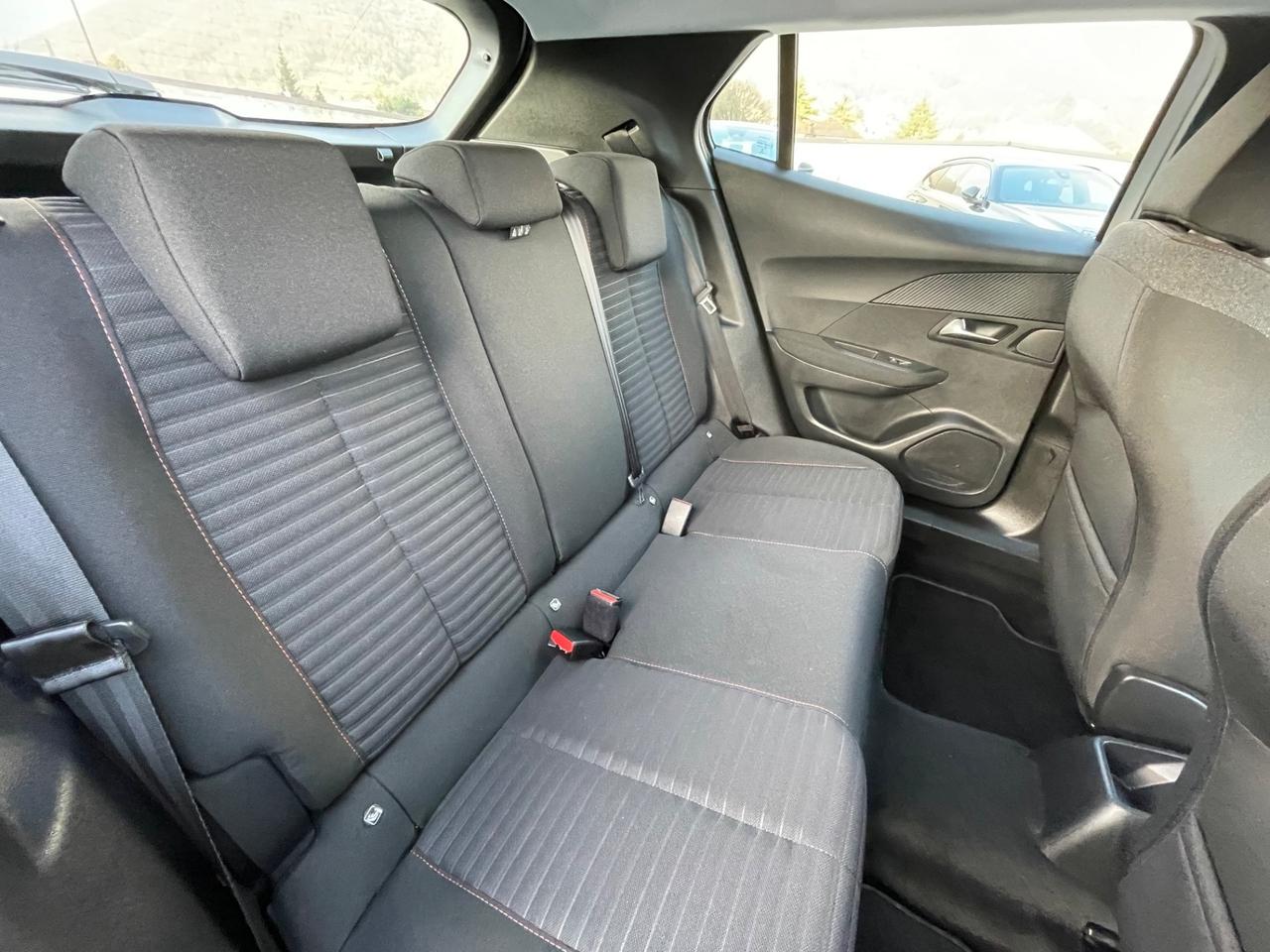 Peugeot 2008 Active pack Ok Neopatentati UniProprietario