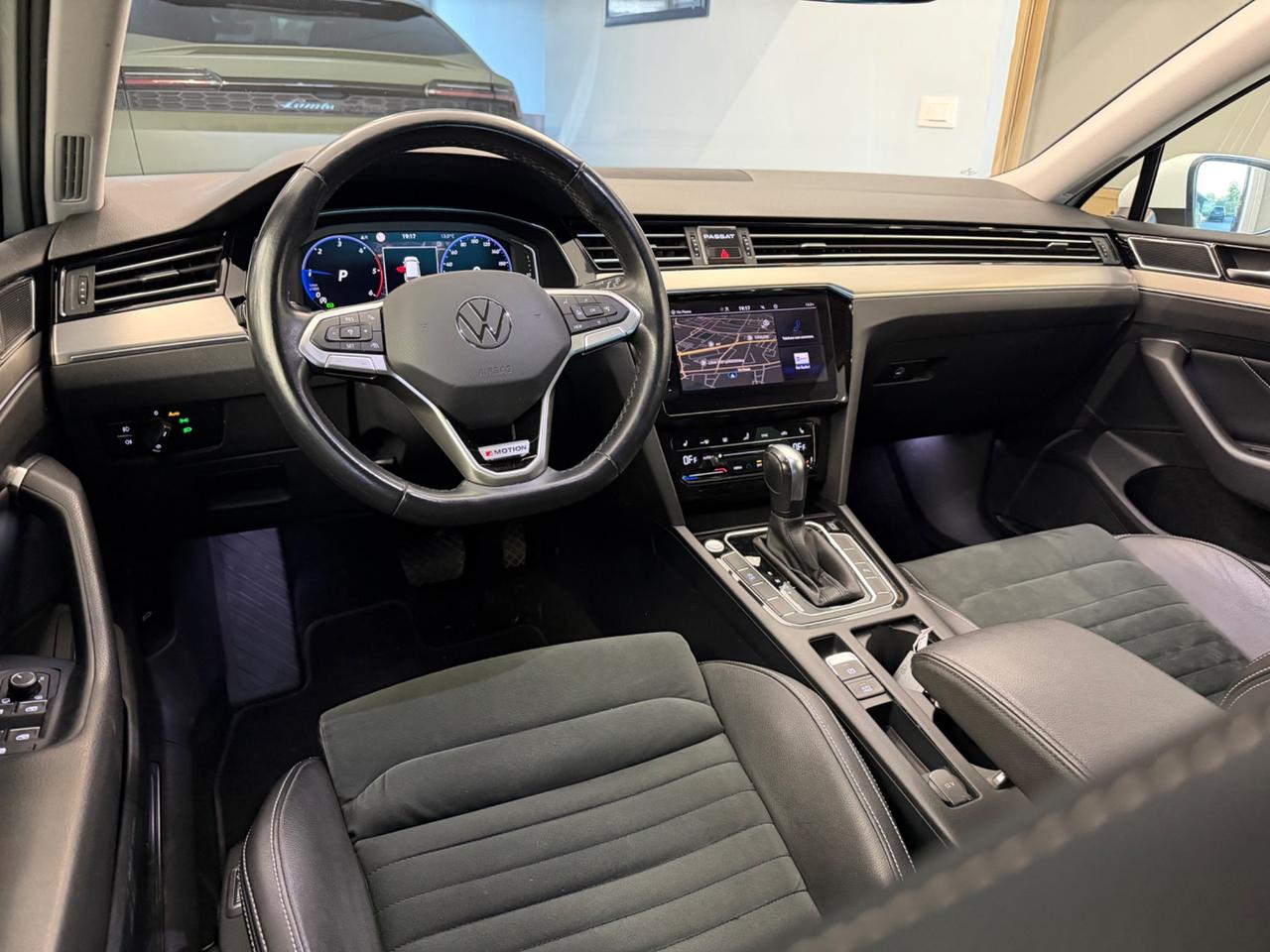 Volkswagen Passat Variant 2.0 TDI SCR 200 CV 4MOTION DSG Executive