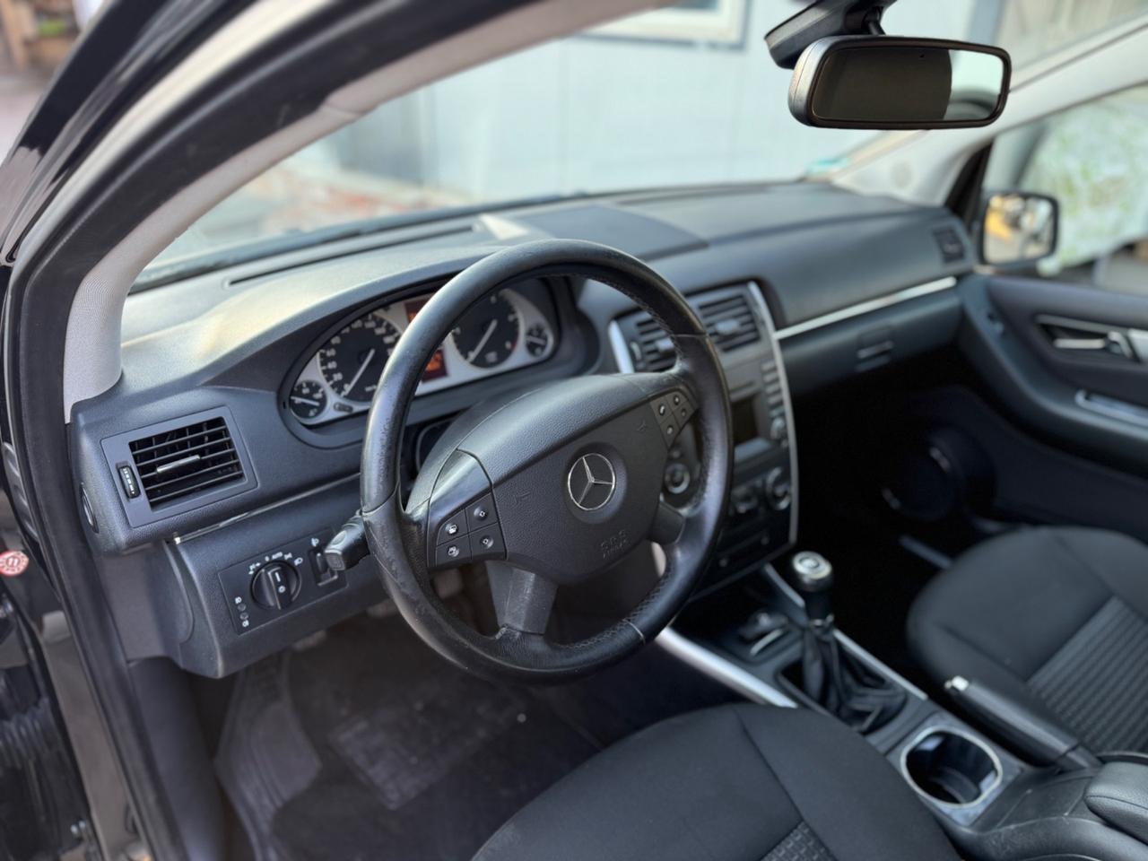 Mercedes-benz B 180 CDI KM CERTIFICATI