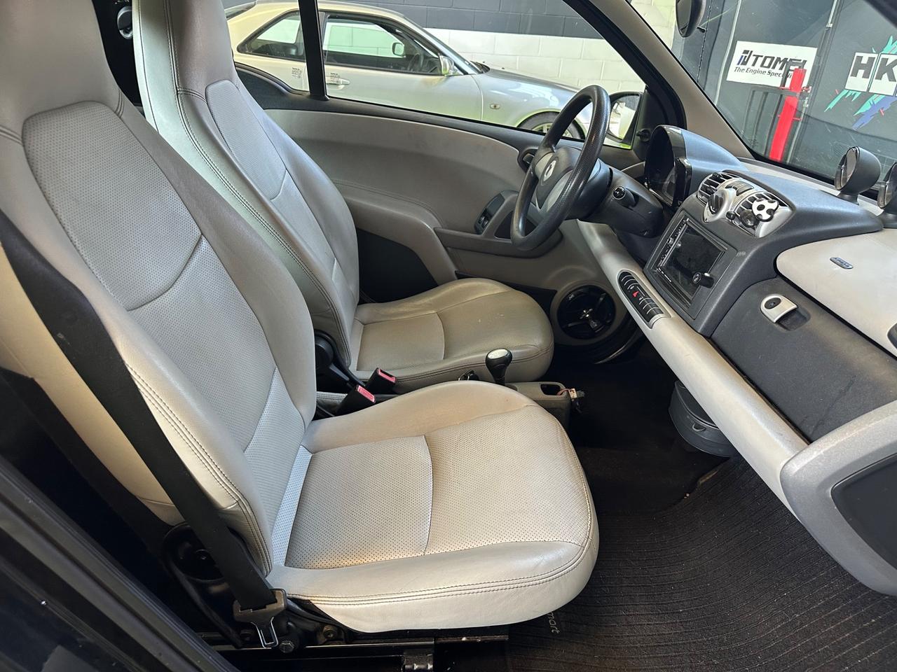 Smart ForTwo 1000 52 kW MHD NAVI-PELLE
