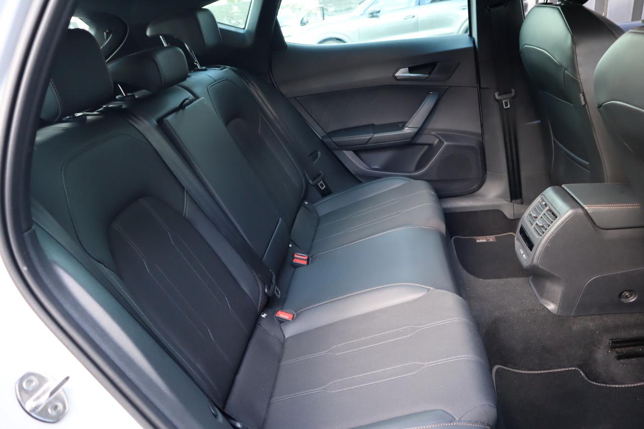 Cupra Formentor 1.5 TSI DSG NAVI CAMERA 18" ACC LED SOLO 15.500KM!