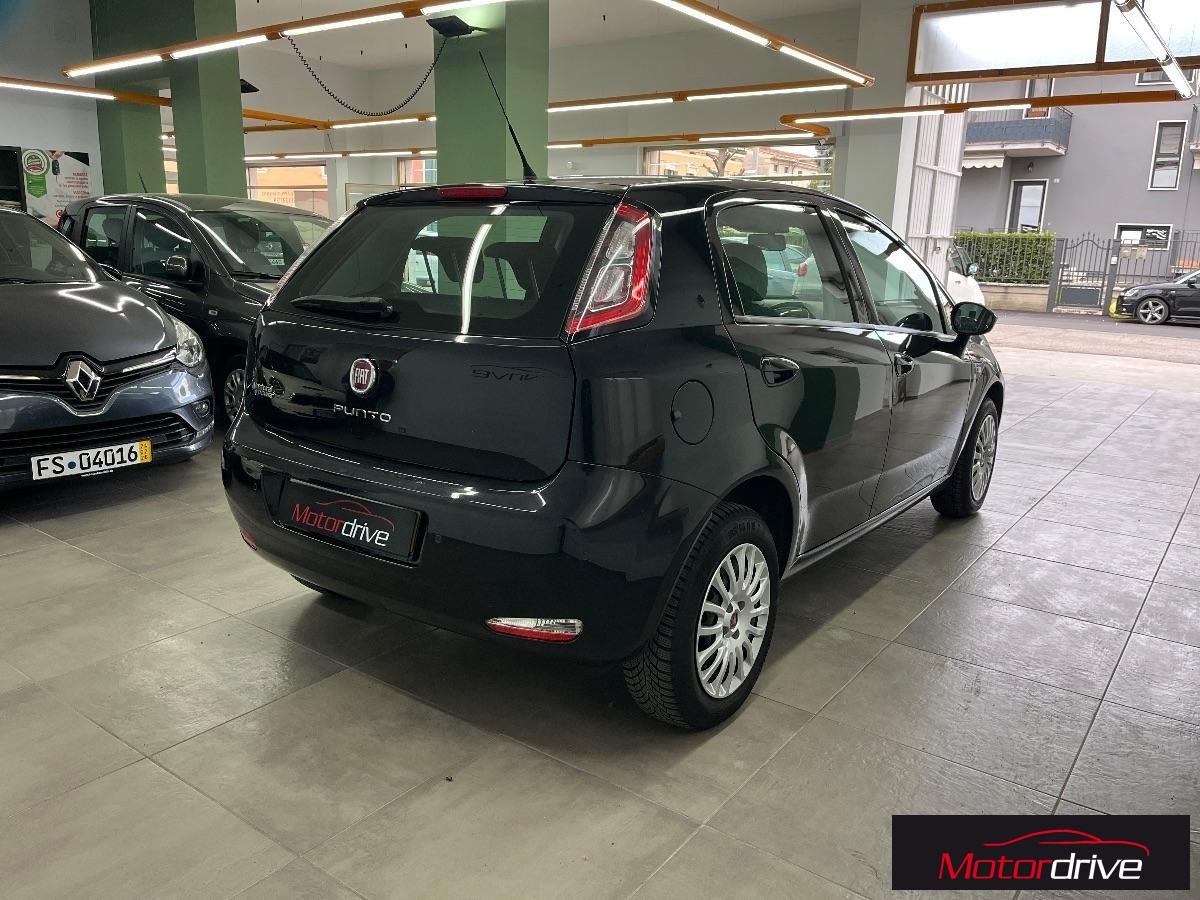 FIAT - Punto - 1.4 8V 5p. Natural Power Street