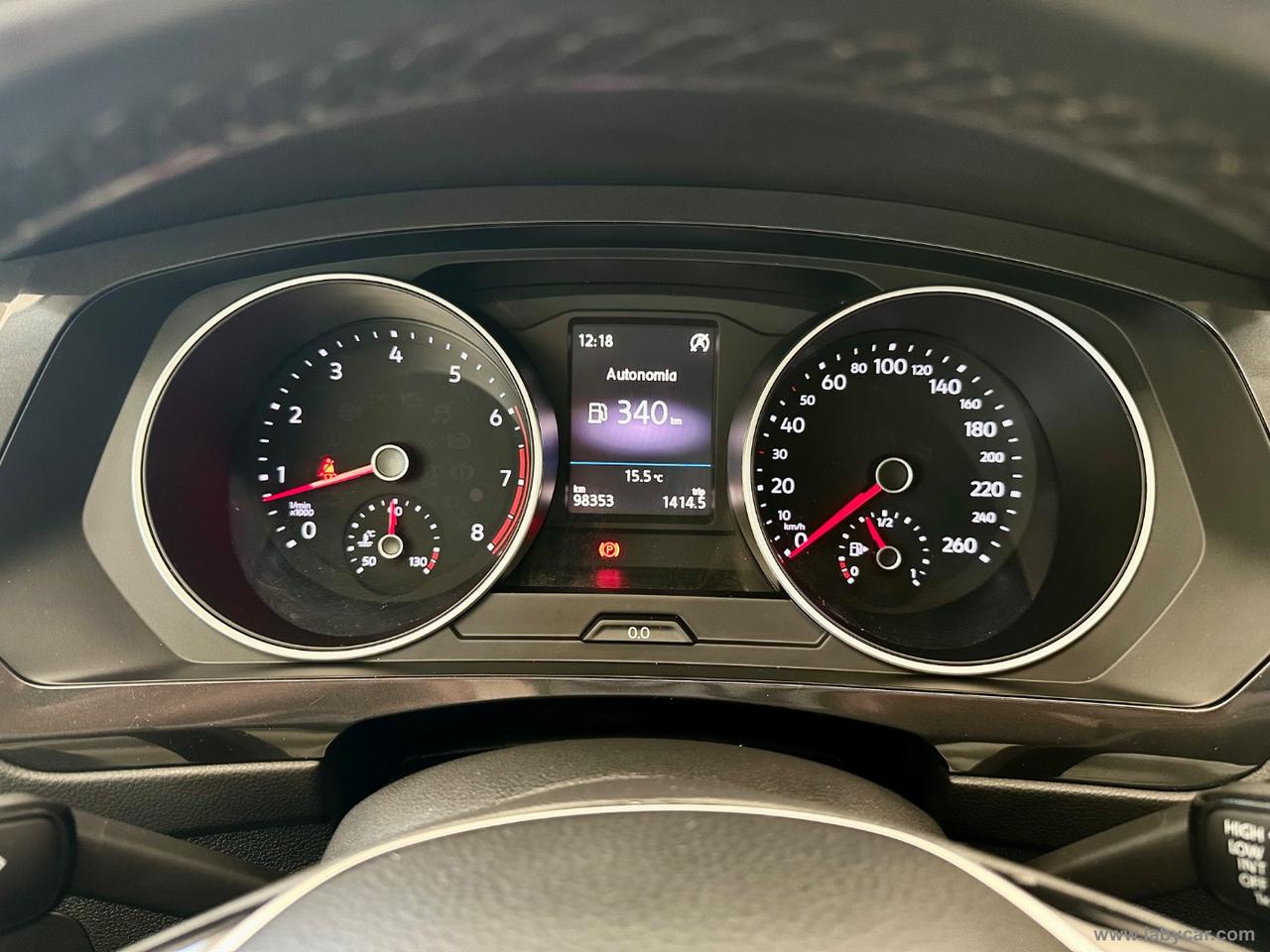 VOLKSWAGEN Tiguan 1.4 TSI Sport R-LINE BMT