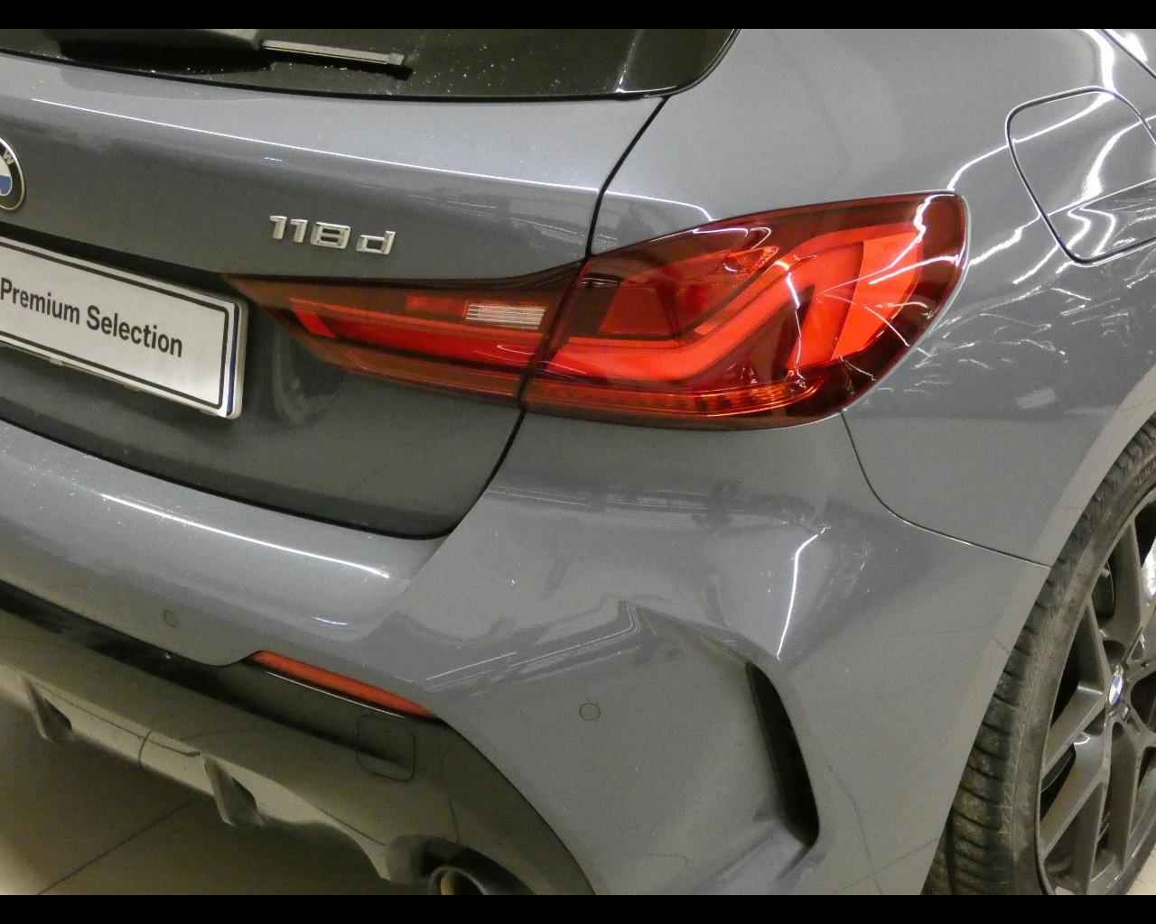 BMW Serie 1 (F40) - 118d 5p. Msport