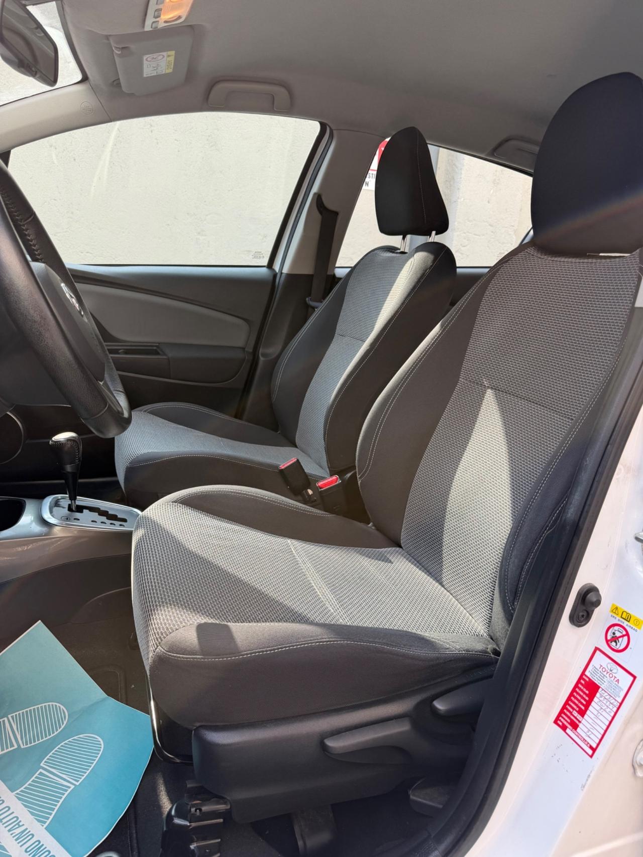 Toyota Yaris 1.5 Hybrid Neopatentati Euro 6