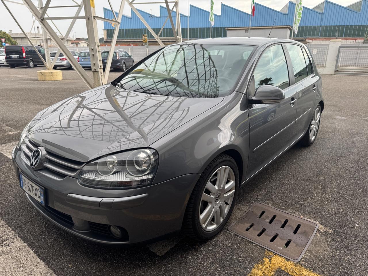 Volkswagen Golf 2.0 16V TDI 5p. Sportline DSG