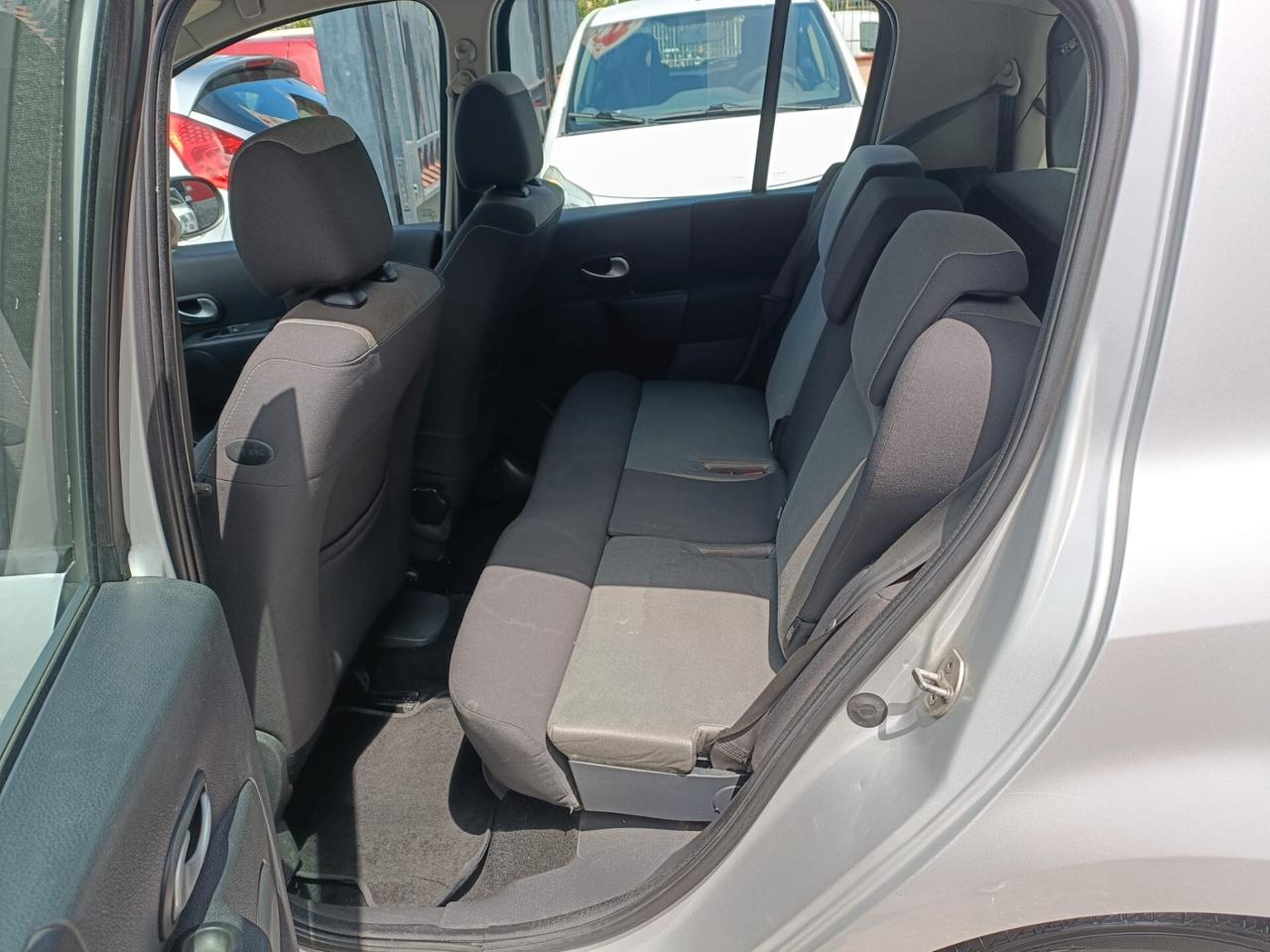 Renault Modus 1.2 16V Dynamique Automatic