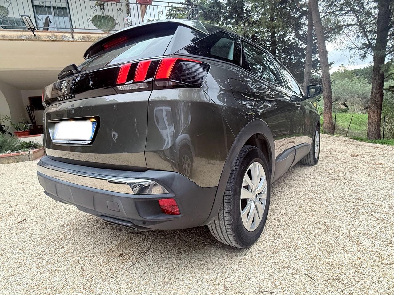 Peugeot 3008 BlueHDi 130 S&S Allure