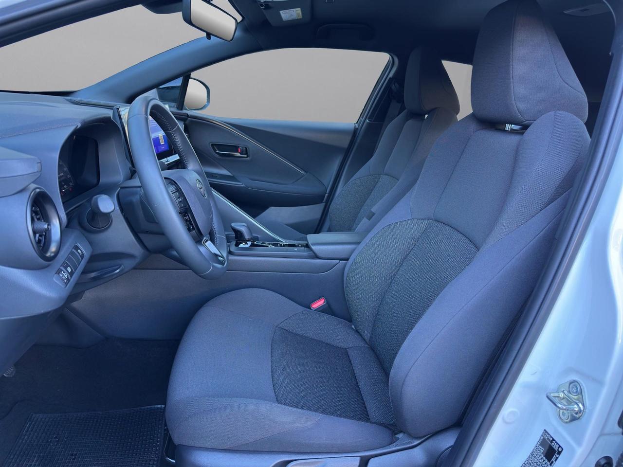 Toyota C-HR 1.8 hev Active fwd e-cvt