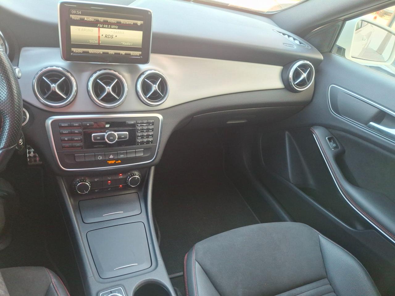 Mercedes-GLA 200 CDI Automatic Executive