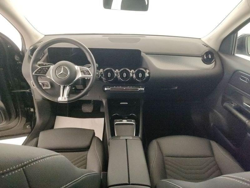 Mercedes-Benz GLA 180 d Advanced auto