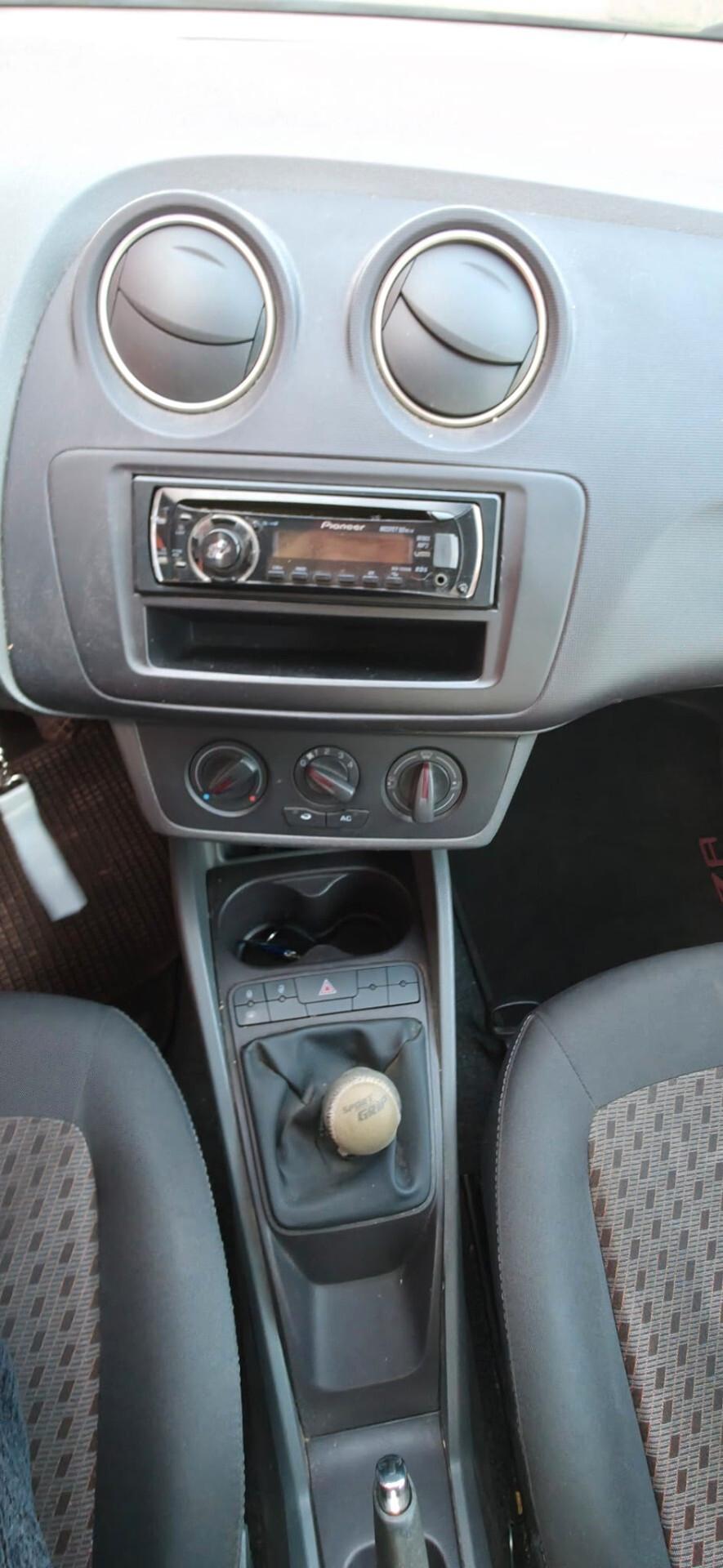 Seat Ibiza 1.2 5p. Style Dual GPL valido