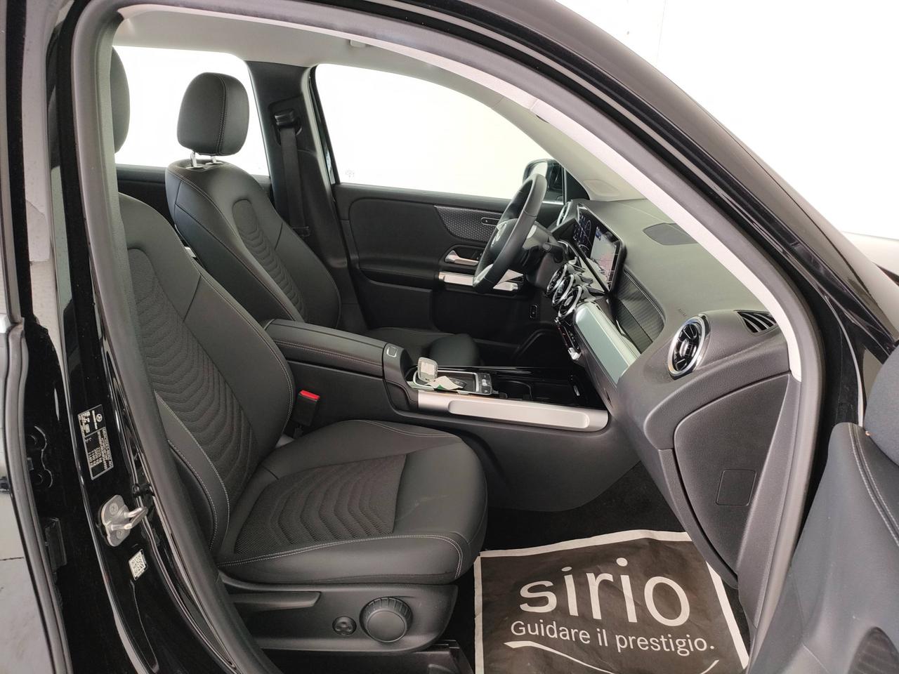 Mercedes-Benz GLB - X247 2023 - GLB 180 d Progressive Advanced auto