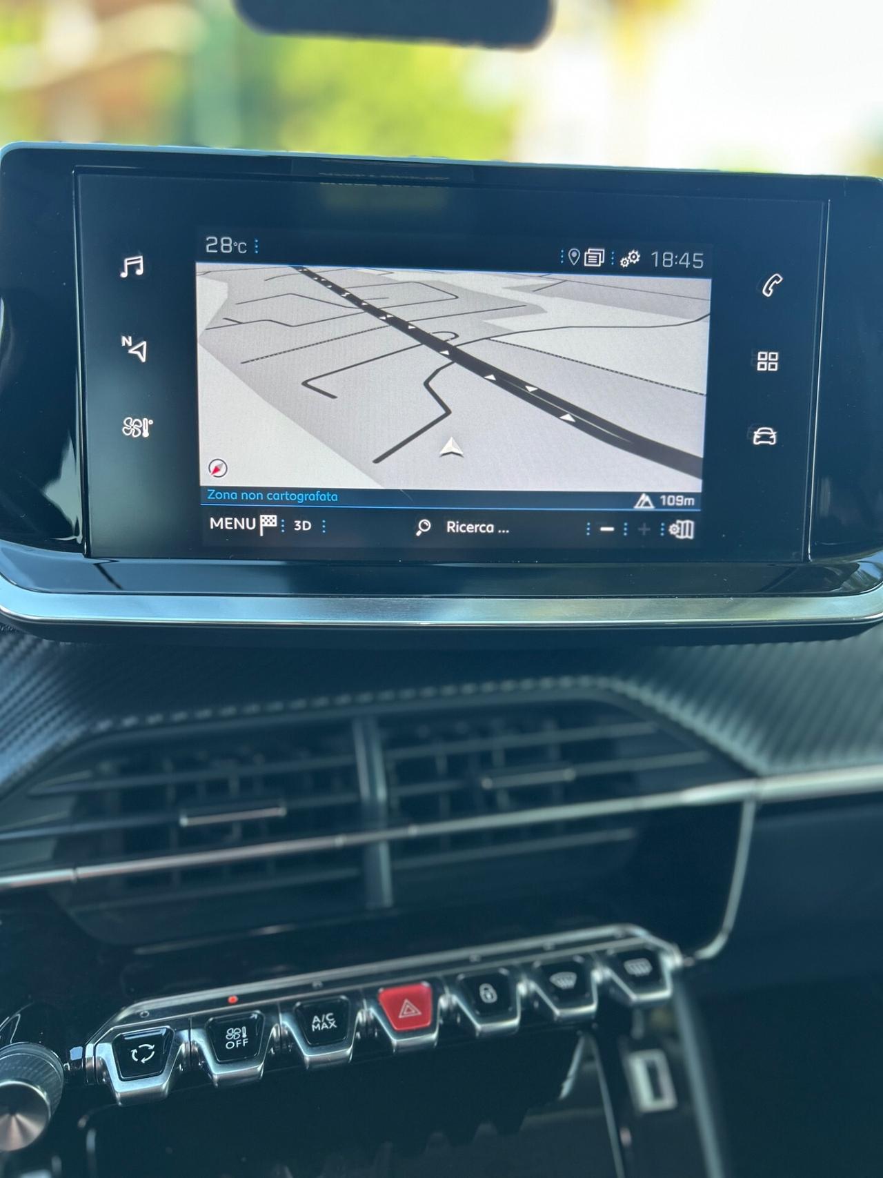 Peugeot 2008 Hdi 130 EAT8 Allure Navi Pack