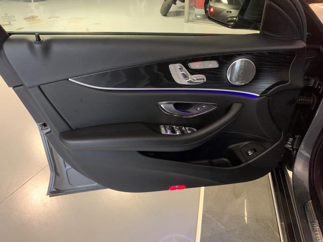 MERCEDES-BENZ E 220 d S.W. 4Matic Auto Premium Plus All-Terrain