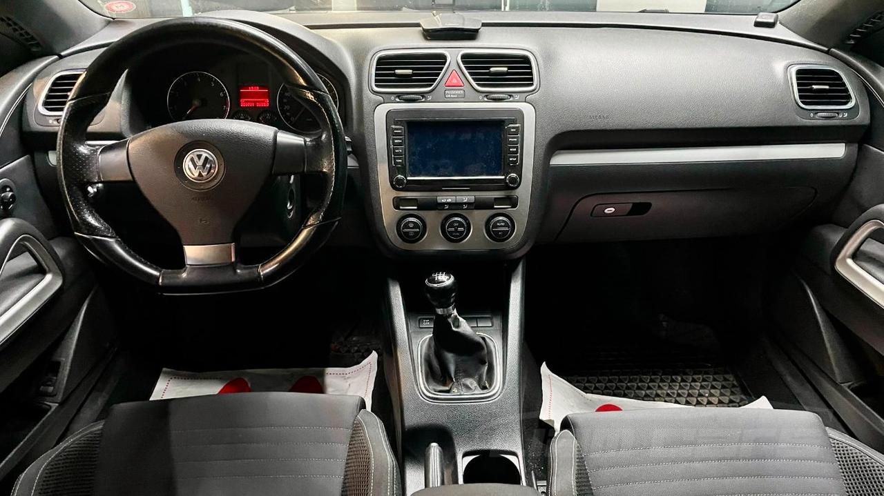 Volkswagen Scirocco 2.0 tfsi