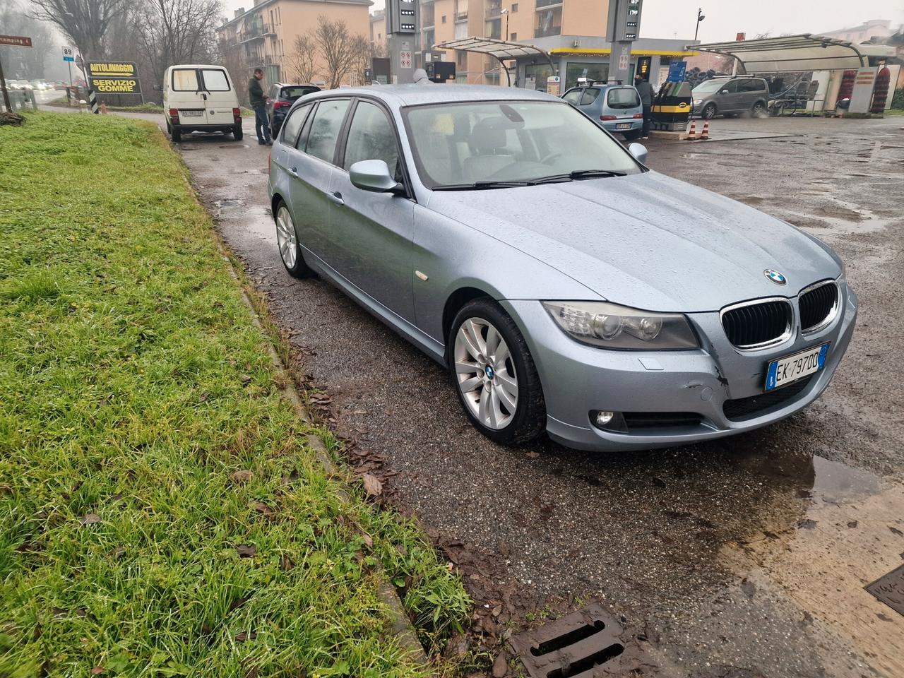 Bmw 320 320d cat Touring Attiva