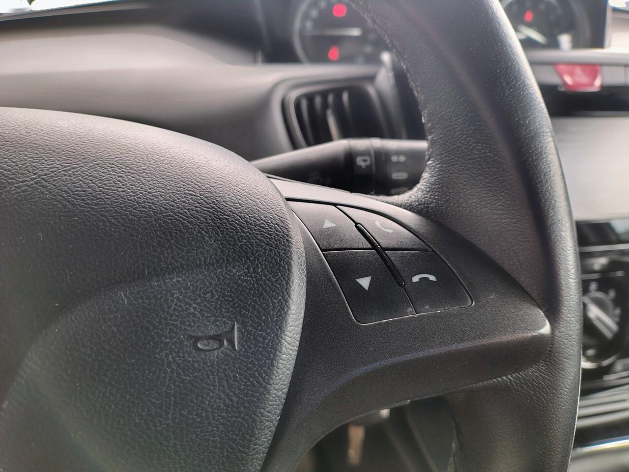 Lancia Ypsilon 1.2 69 CV 5 porte Platinum