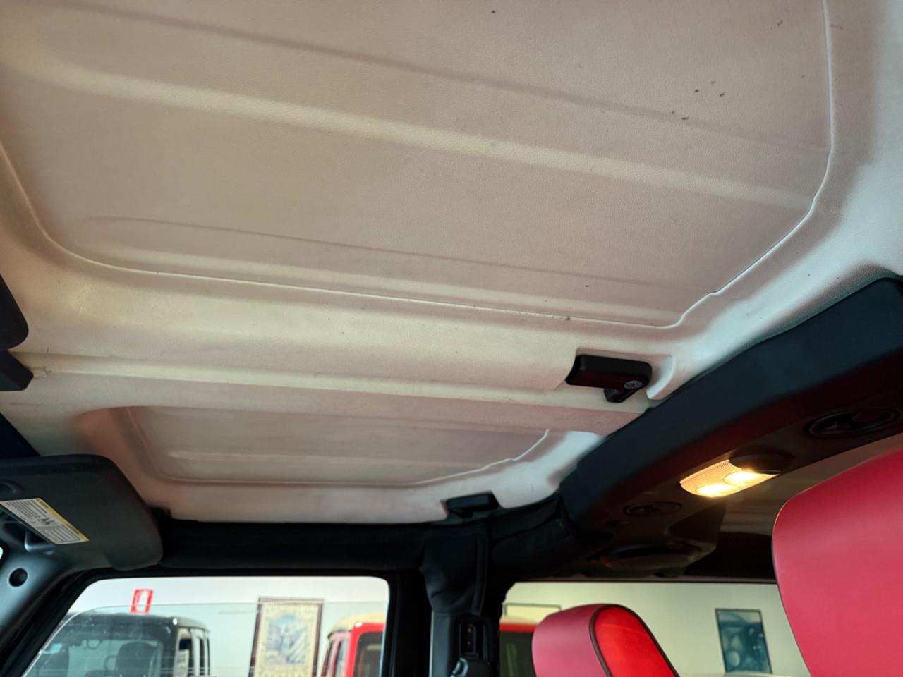 Jeep Wrangler Rubicon 3.6 V6 cambio meccanico