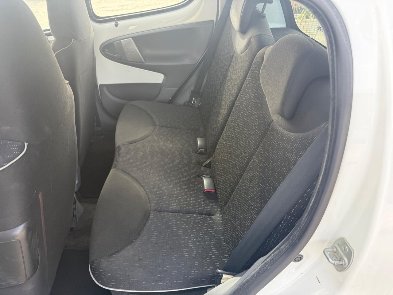 Peugeot 107 1.0 68CV 5p. Desir