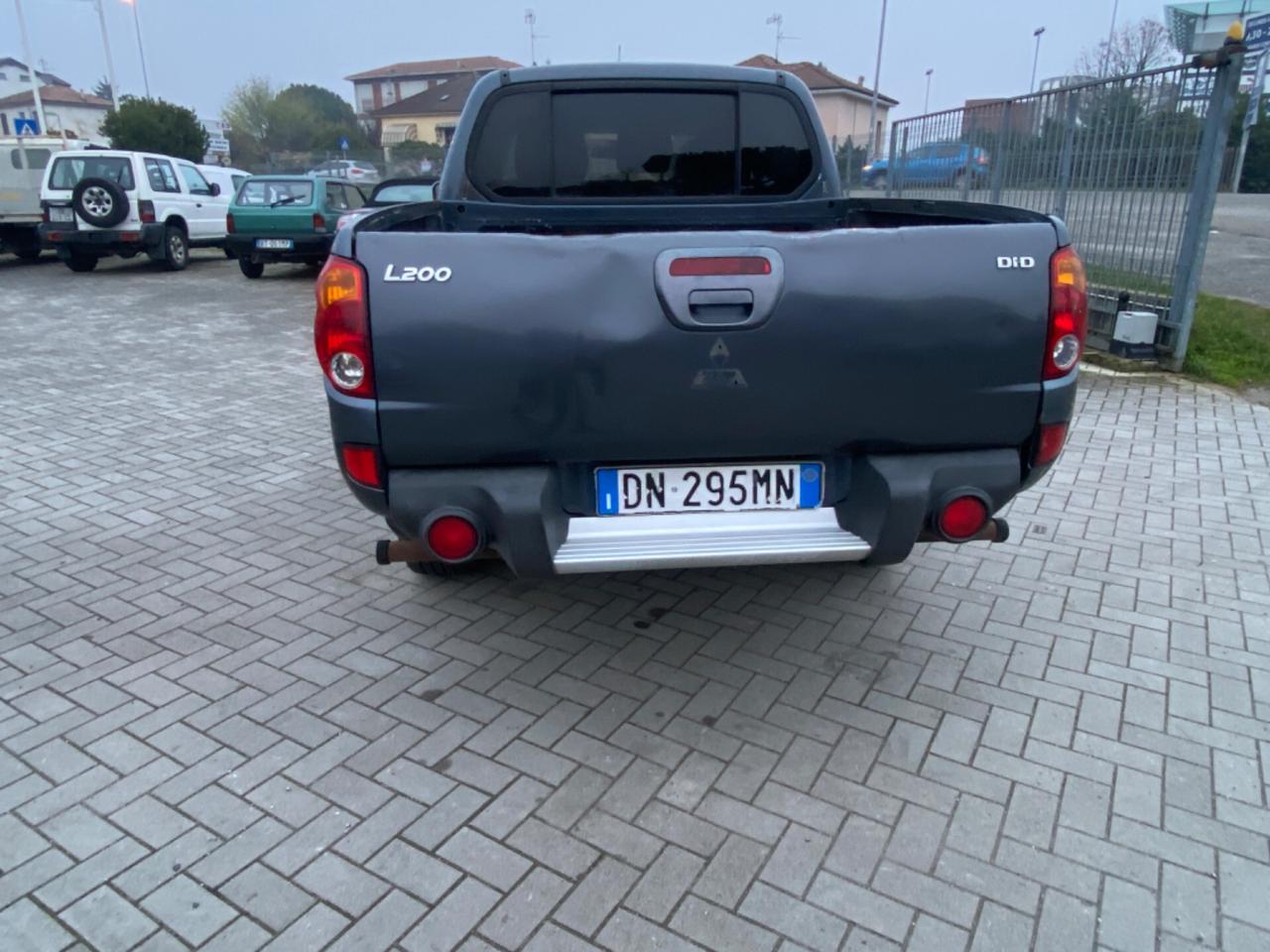 Mitsubishi L200 2.5 DI-D/136CV Double Cab Intense