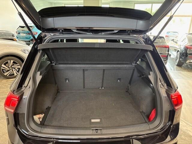 Volkswagen Tiguan 2.0 TDI 150 CV SCR DSG 4MOTION R-Line